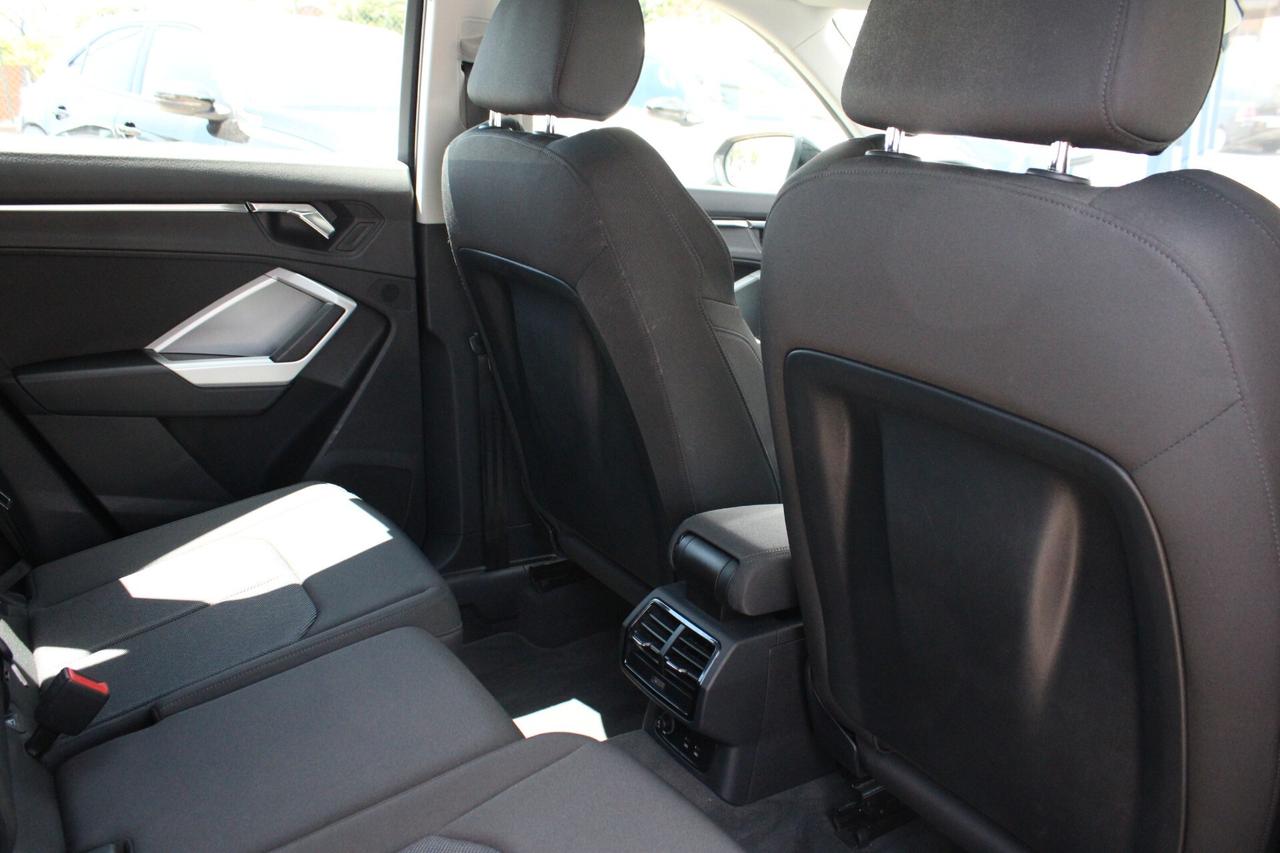 Audi Q3 35 TDI S tronic