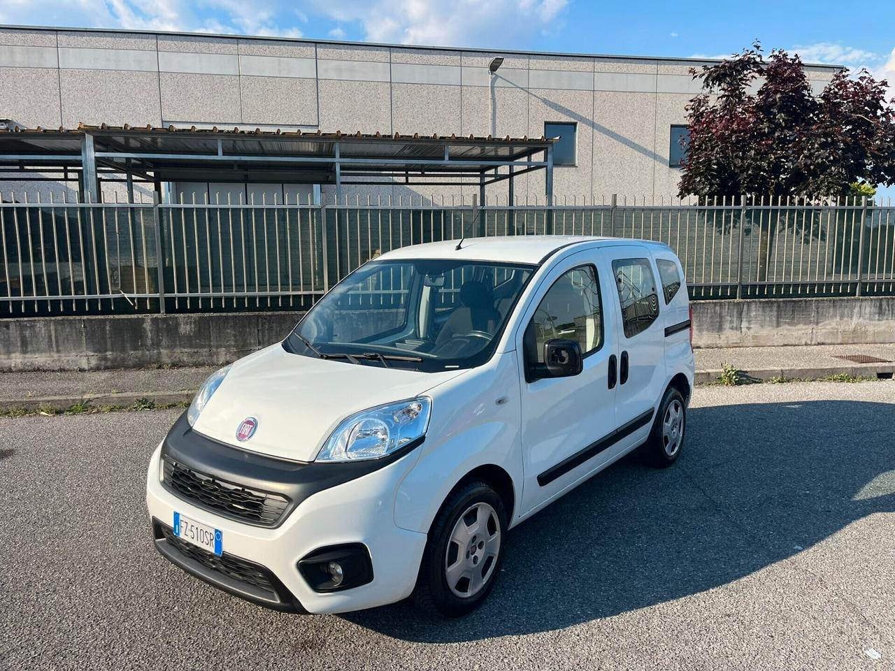Fiat Qubo 1.3 MJT 80 CV 5 POSTI AUTOVETTURA