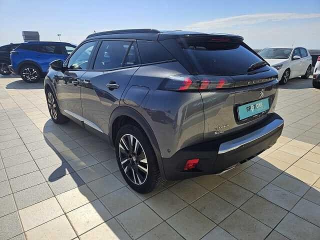 Peugeot 2008 PureTech 155 S&S EAT8 GT