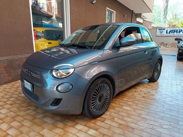 Fiat 500 Passion Berlina 42 kWh