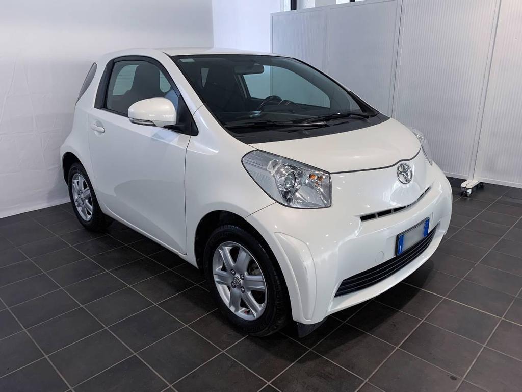 Toyota iQ 1.0 CVT