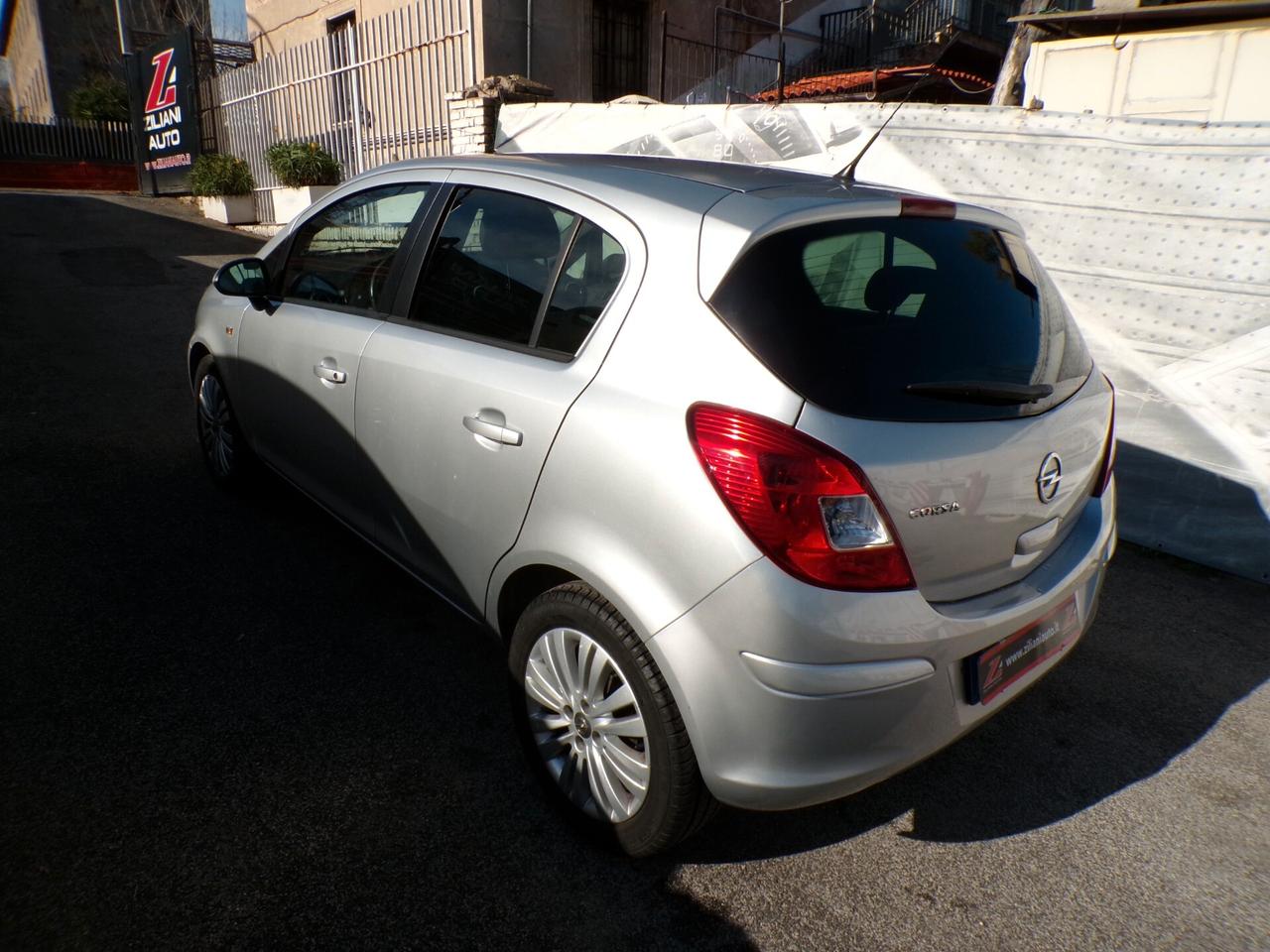 Opel Corsa 1.2 85CV 5 porte GPL-TECH Edition