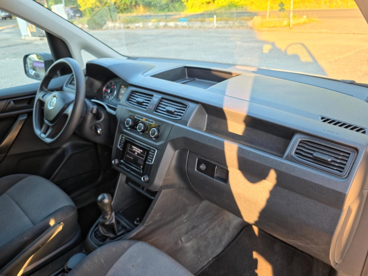 Volkswagen Caddy 2.0 TDI 102 CV Furgone Business E6D Manuale NEO 2020