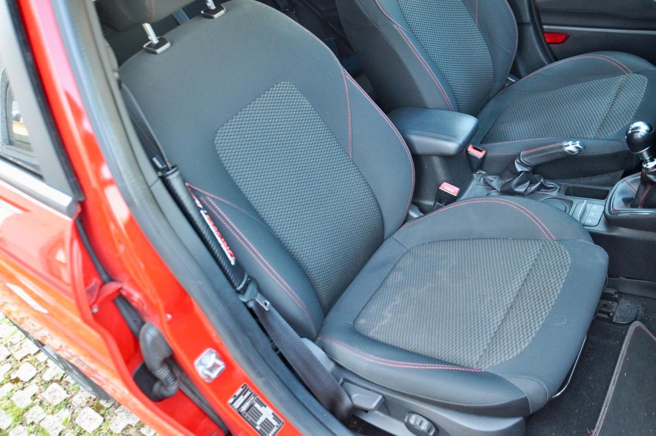 FORD FIESTA 5p 1.0 ECOBOOST ST-LINE 100cv, UNICOPROPRIETARIO, SERVICE FORD, EURO 6D, APPLE ANDROID, 17", PERMUTE