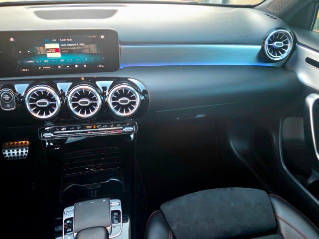 MERCEDES A 200 d Automatic Premium