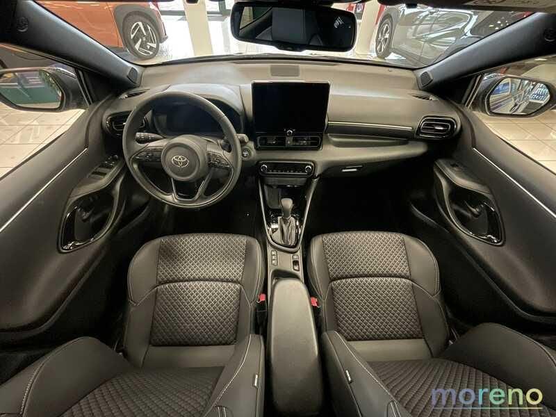 Toyota Yaris 1.5h 130 Lounge