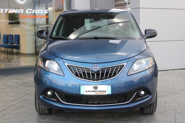 Lancia Ypsilon III 1.0 hybrid Gold s&s 70cv adatta neopatentasti