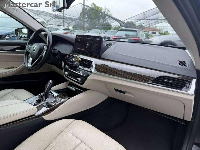 BMW 540 LCI 540d mhev 48V xdrive Luxury auto - GG154PZ