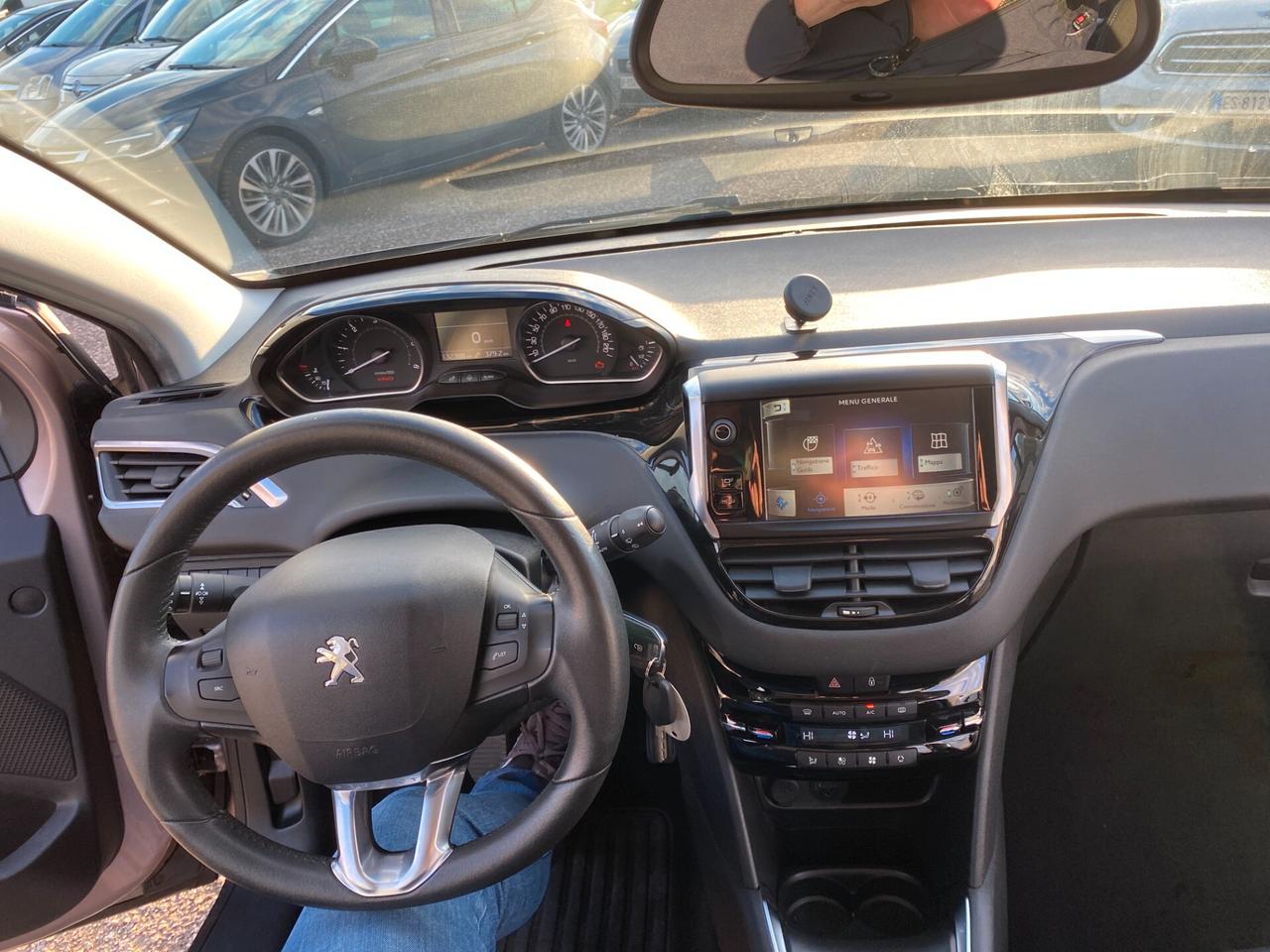 Peugeot 208 1.4 HDi 68 CV 5 porte Allure