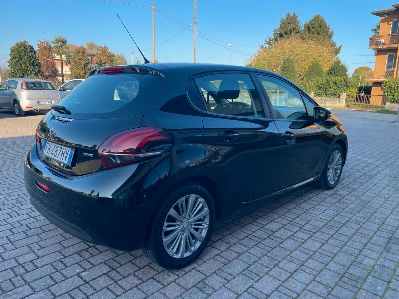 Peugeot 208 PureTech 68 5 porte Access