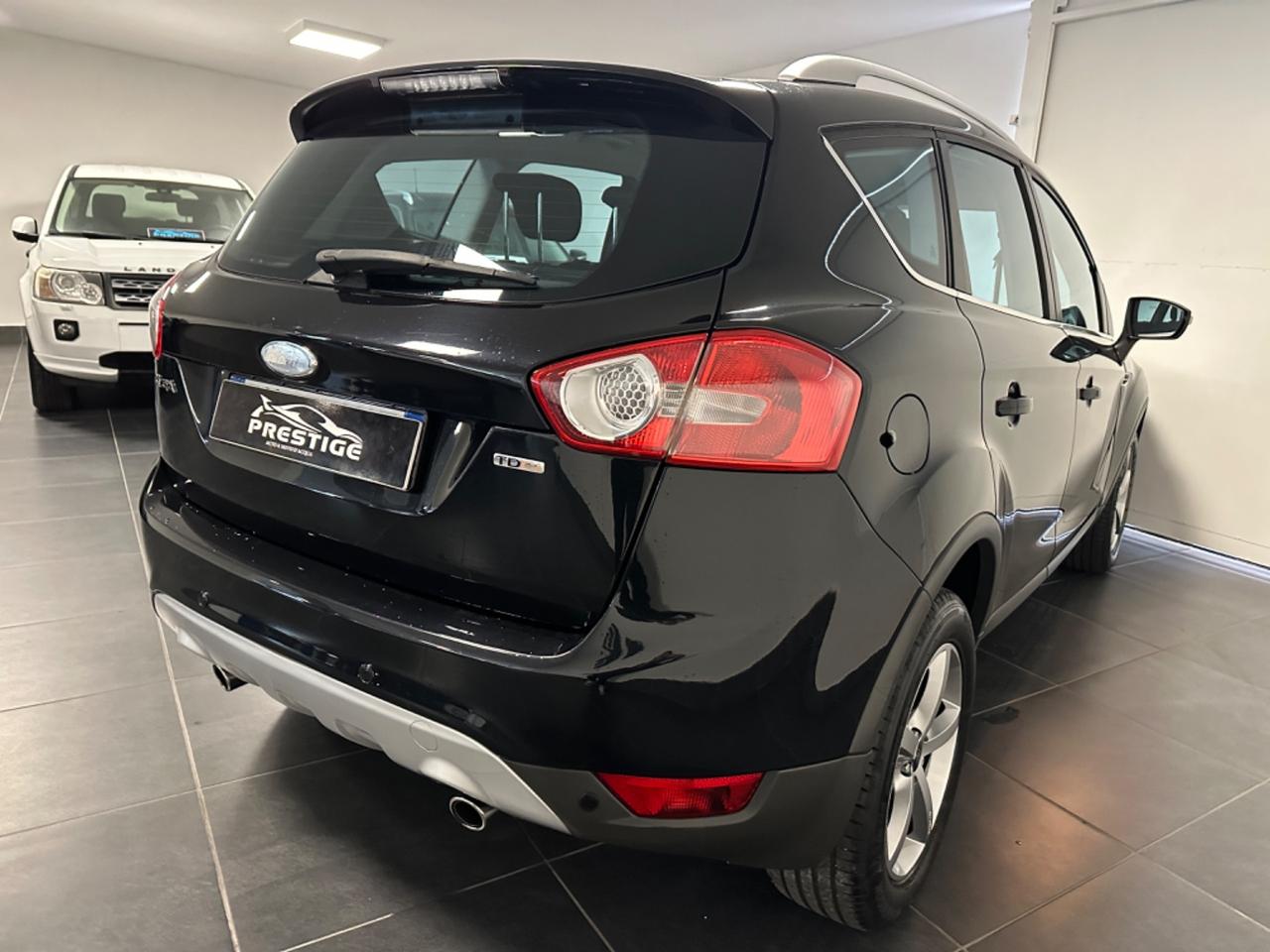 FORD KUGA 2.0 TDCi 136 CV 4WD TITANIUM FULL UNIPRO