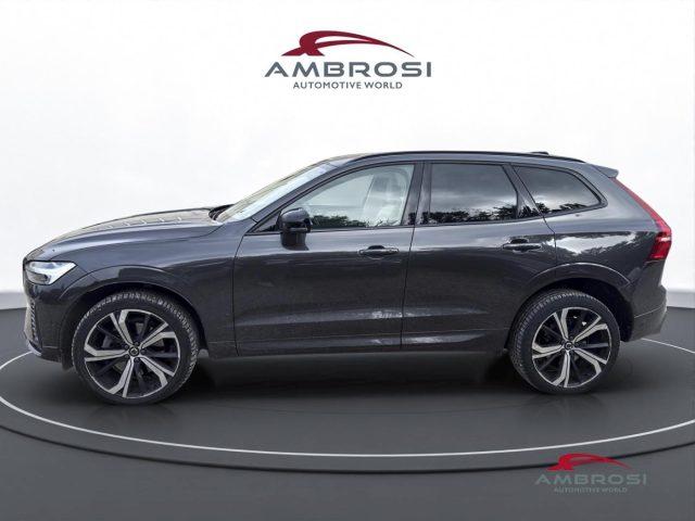 VOLVO XC60 B4 (d) AWD automatico Ultimate Dark