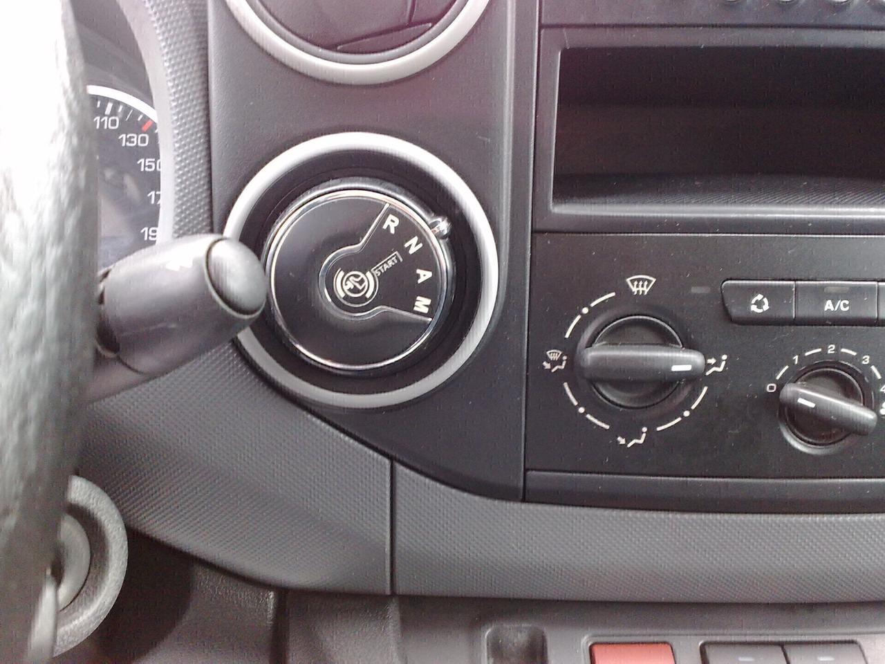 Peugeot partner 1.6hdi 90cv AUTOMATICO - 2012