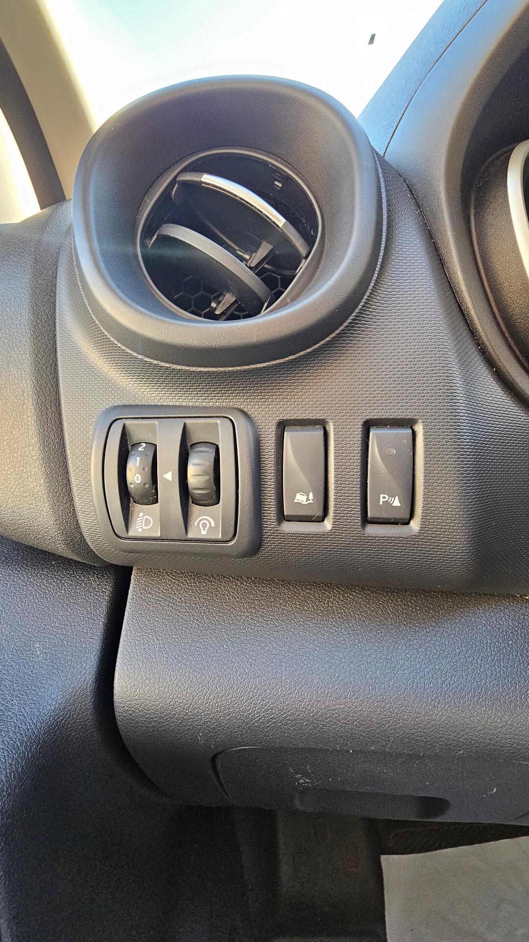 Renault Trafic T29 2.0 dCi 120CV PC-TN KOMFORT L1 H1 UNIPRO TAGL UFF