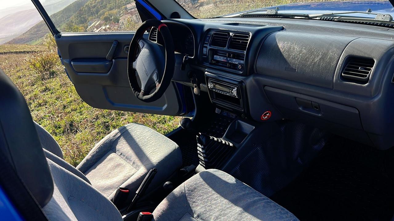 Suzuki Jimny 4X4 1.3 16v Versione JX