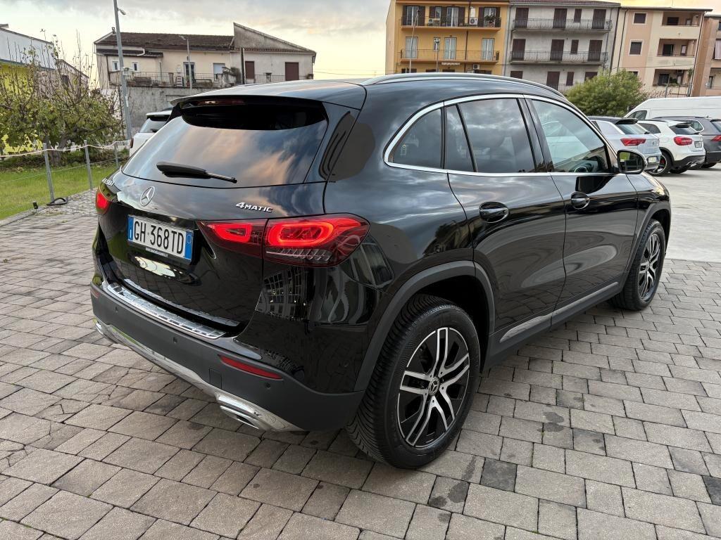 Mercedes-benz GLA 200d 4Matic Premium Automatic