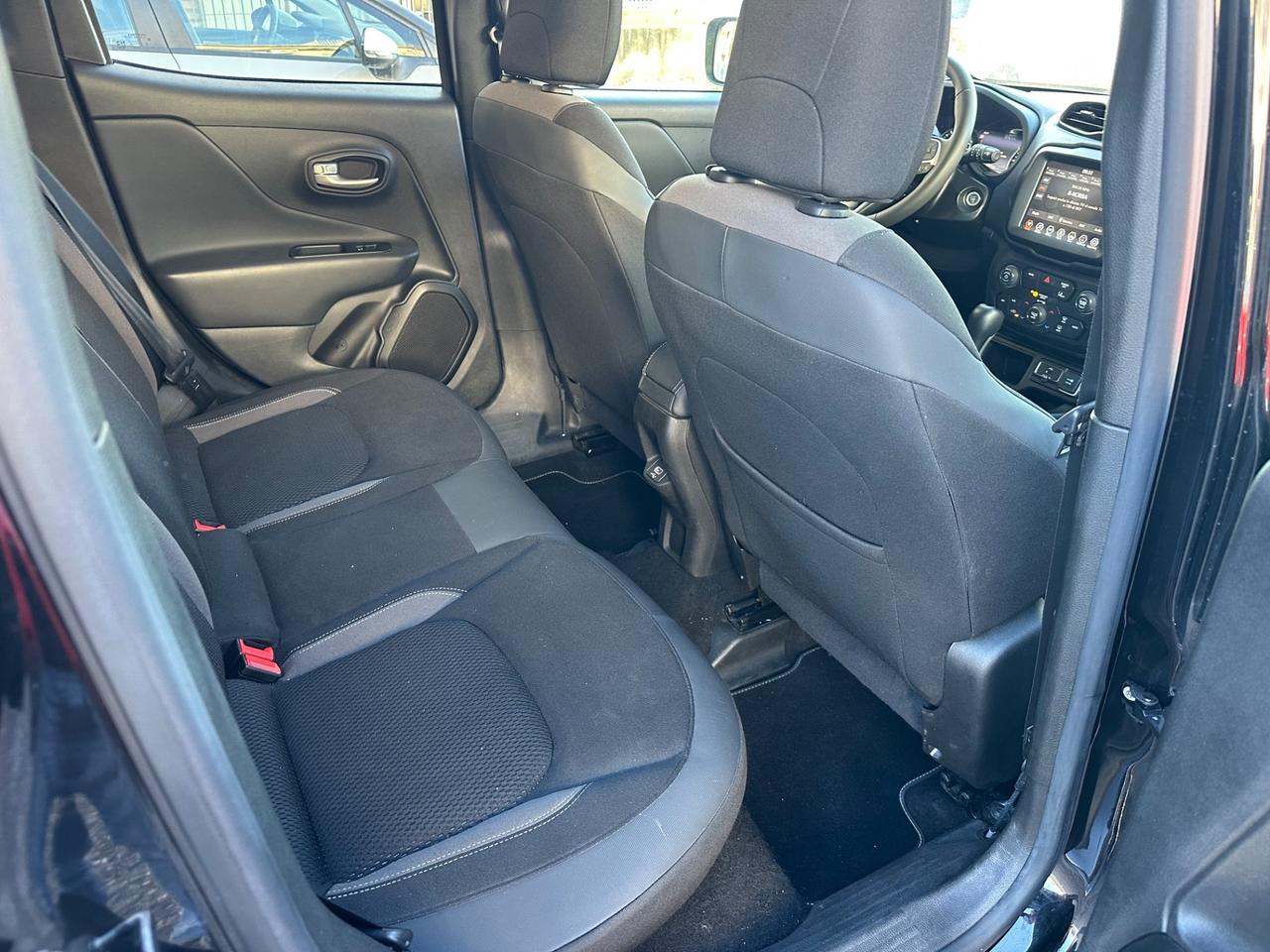 Jeep Renegade 1.5 Turbo T4 MHEV Limited