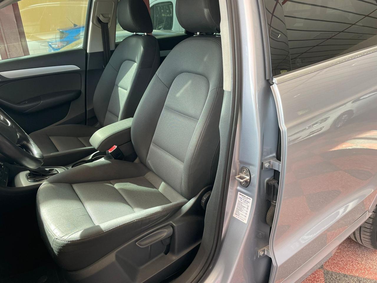 Audi Q3 2.0 TDI 120 CV S -Line Edition