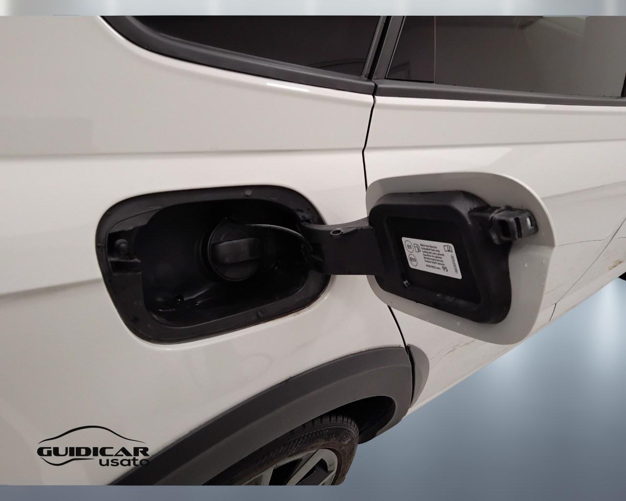 VOLKSWAGEN Taigo - Taigo 1.0 tsi R-Line 110cv dsg