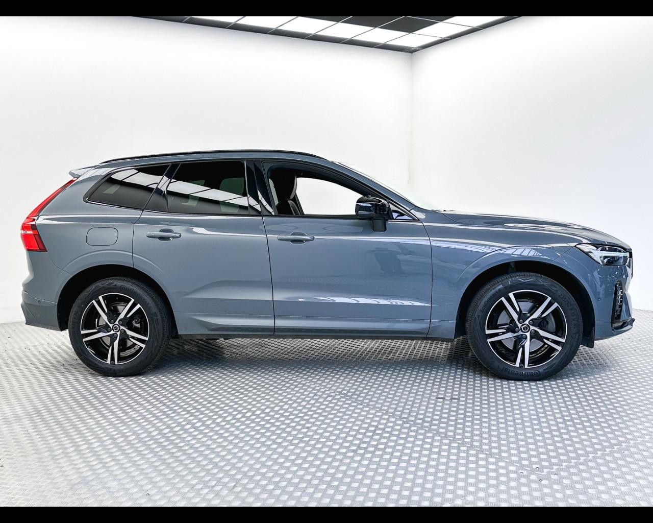 VOLVO XC60 (2017-->) - XC60 B4 (d) AWD automatico Plus Dark