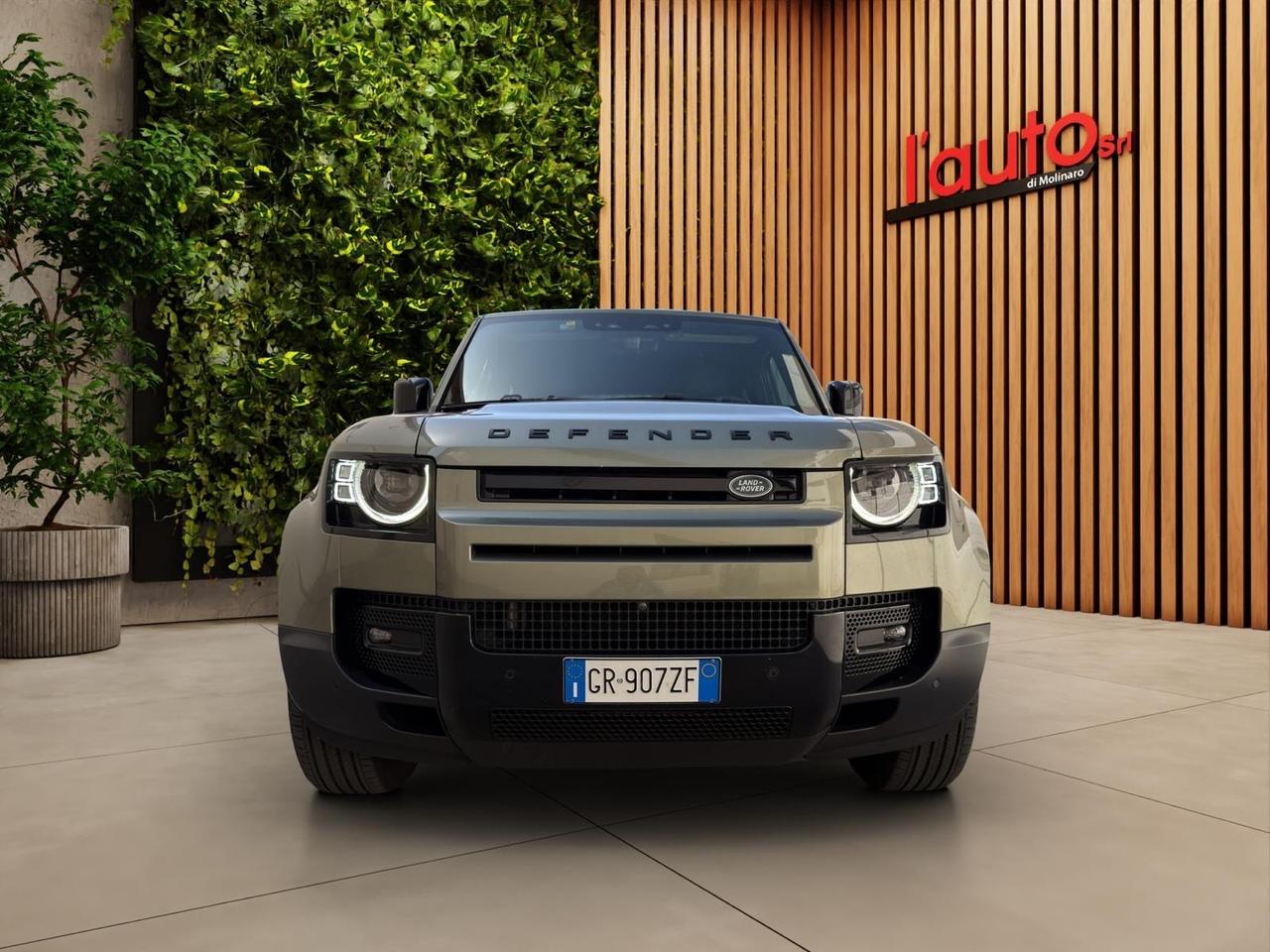 Land Rover Defender 110 3.0D I6 200 CV AWD Auto SE