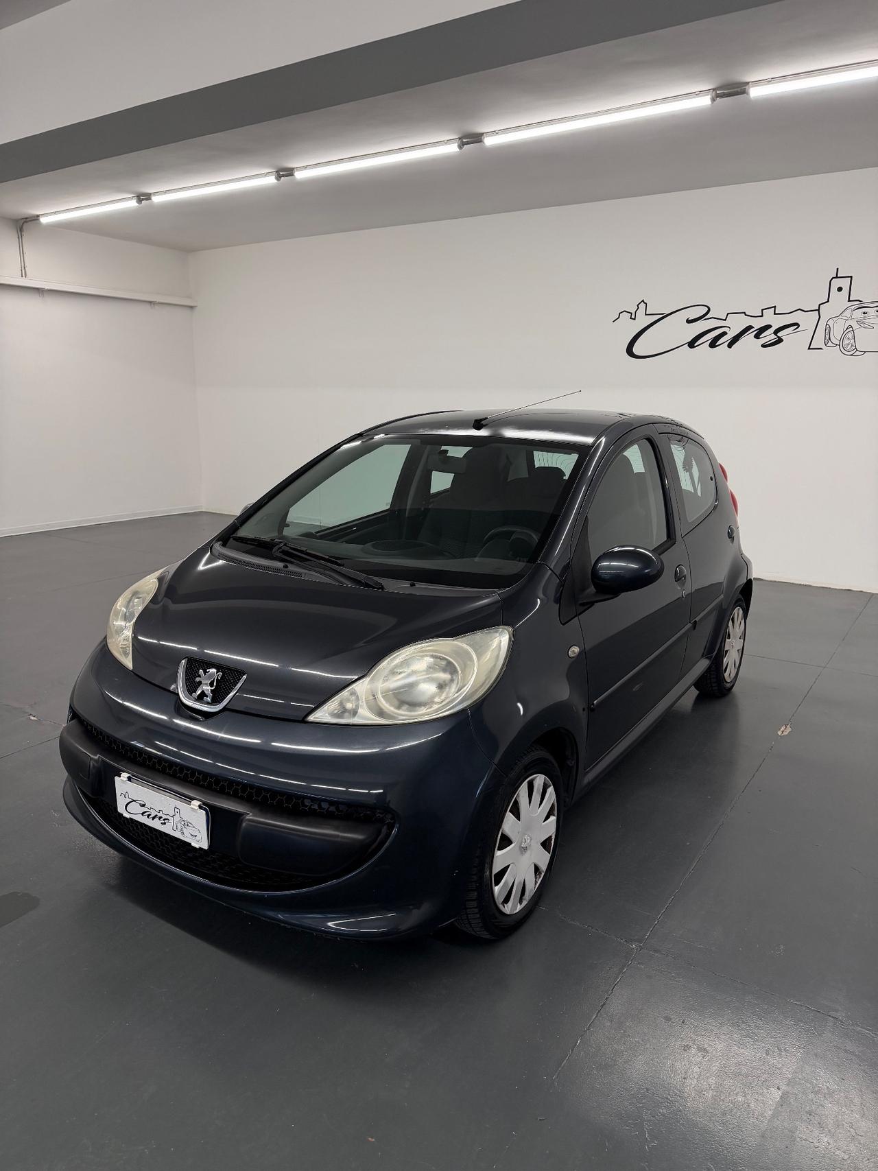 Peugeot 107 1.4 HDi 5p. Plaisir