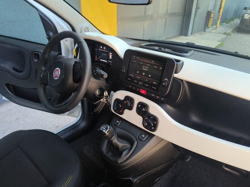 FIAT Panda 1.0 Hybrid Pandina CROSS (prezzo reale)