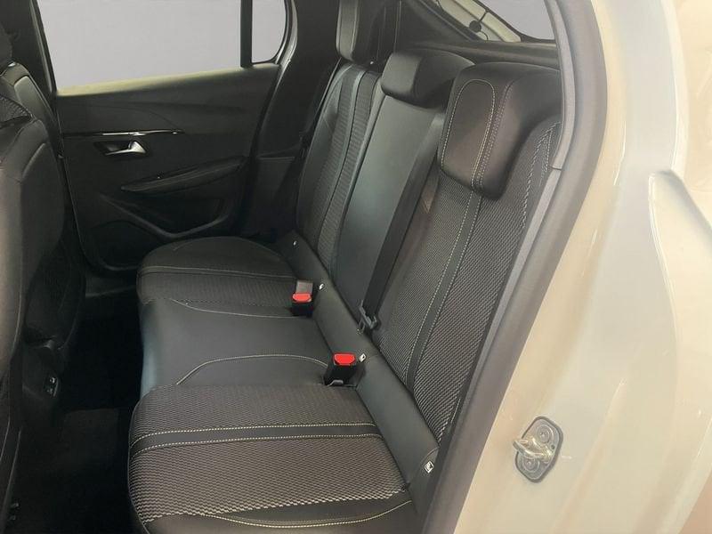 Peugeot 208 208 1.2 hybrid GT e-dcs 6