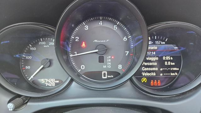 PORSCHE Macan 2.0 T 265 CV UNIPRO UFF.LE PASM TETTO LED PDLS 20"