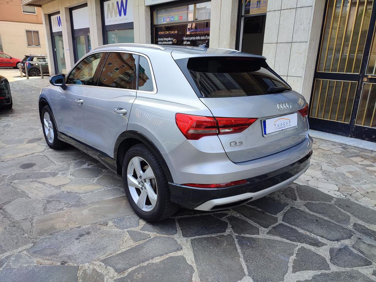 Audi Q3 2.0 35 TDI Business Advanced #11911