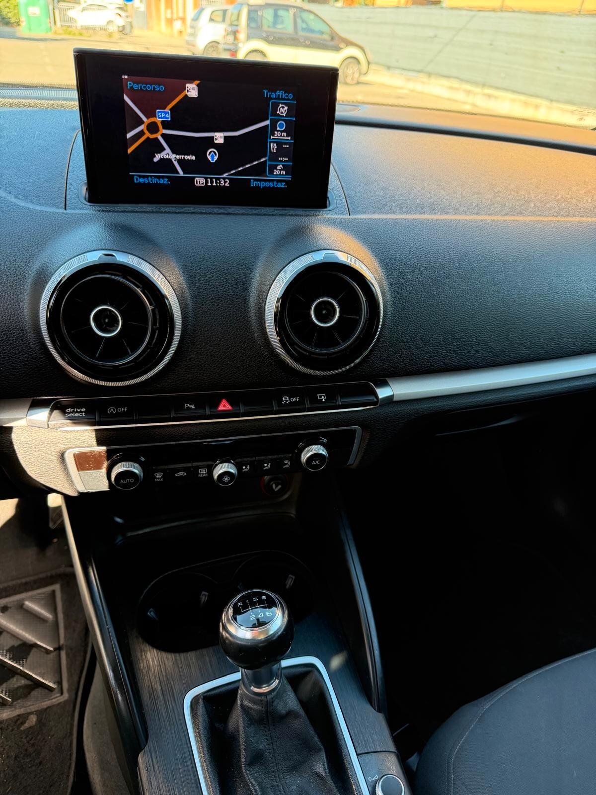 Audi A3 Sportback 1.6 TDI - NEOP. - NAV. - 12 MESI DI GARANZIA -