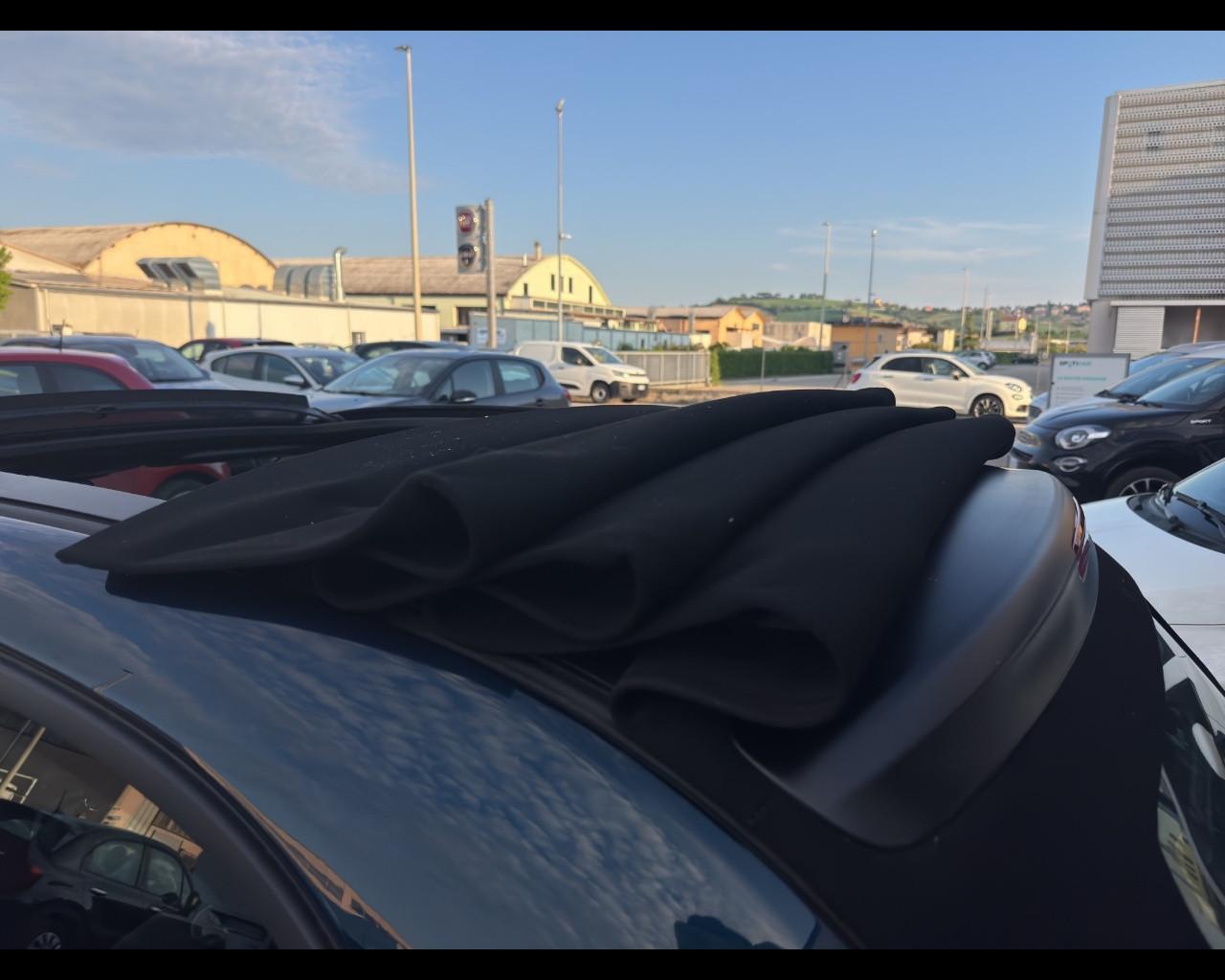 FIAT 500 (2015-2024) - 500 C 1.0 Hybrid Dolcevita