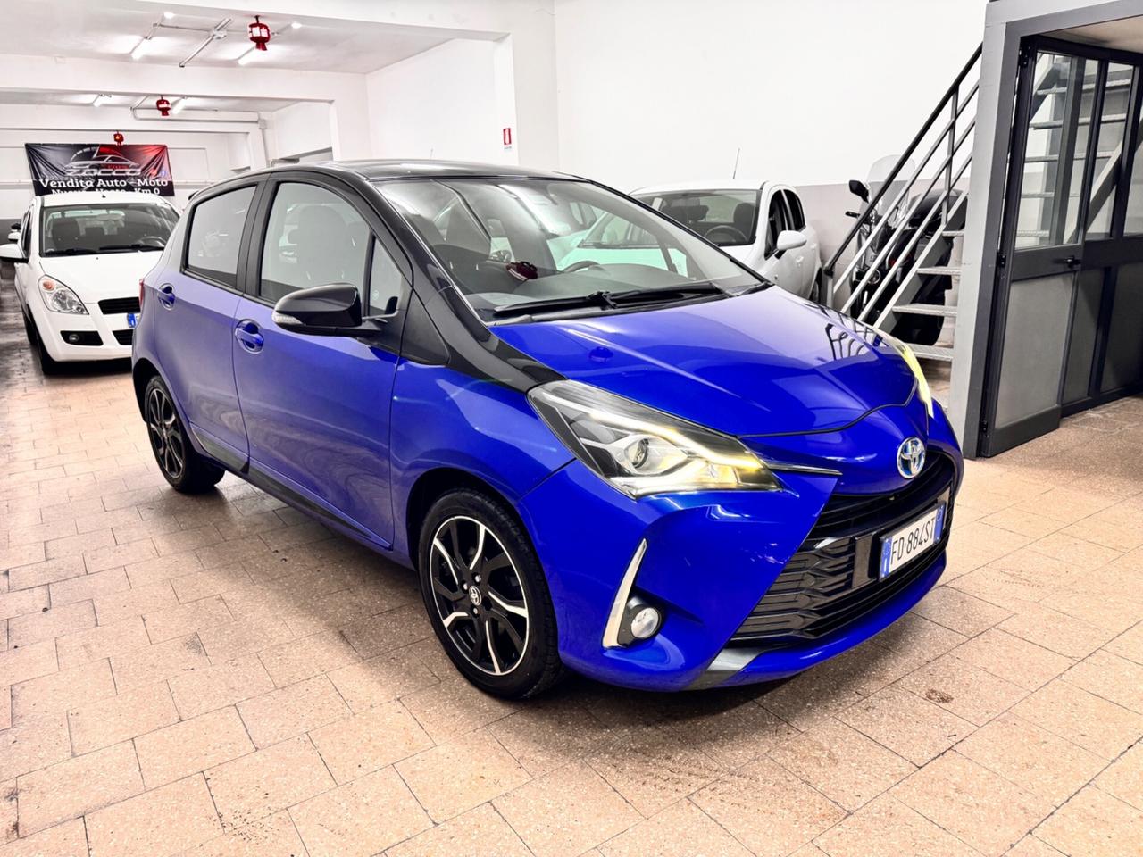 Toyota Yaris 1.5 Hybrid 73 Cv 5P. 22.000 KM - 2017