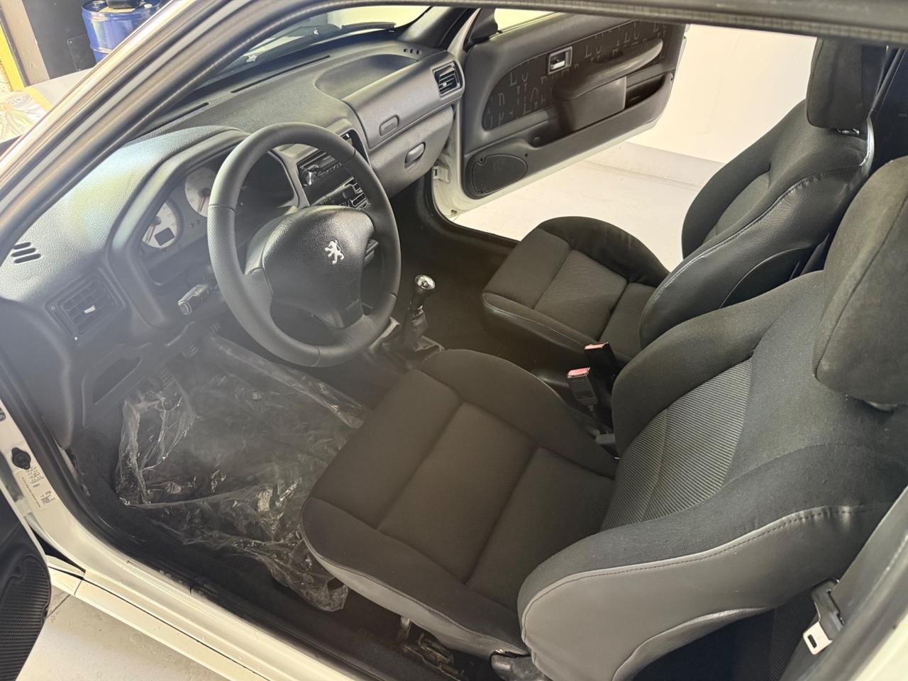 Peugeot 106 1.4i cat 3 porte Sport