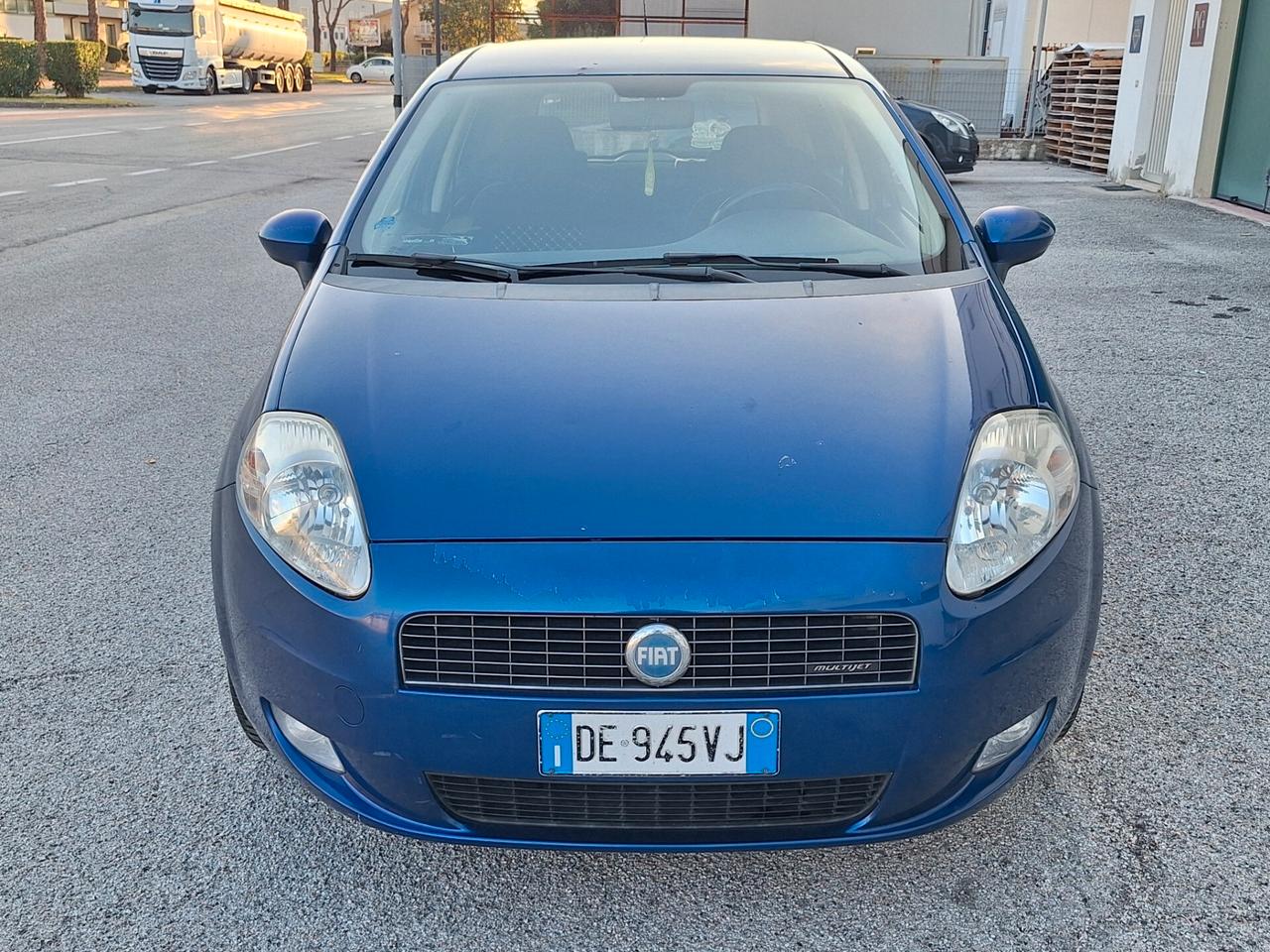 Fiat Grande Punto 1.3 MJT 90 CV 5 porte Emotion 6MARCE NEOPATENTATI UNICOPROPIETARIO