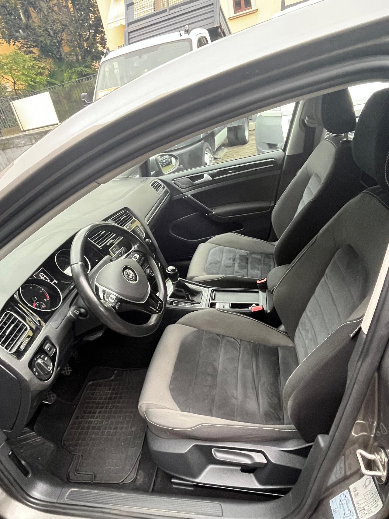 Volkswagen Golf 1.6 TDI 110 CV 5p. Executive BlueMotion Technology