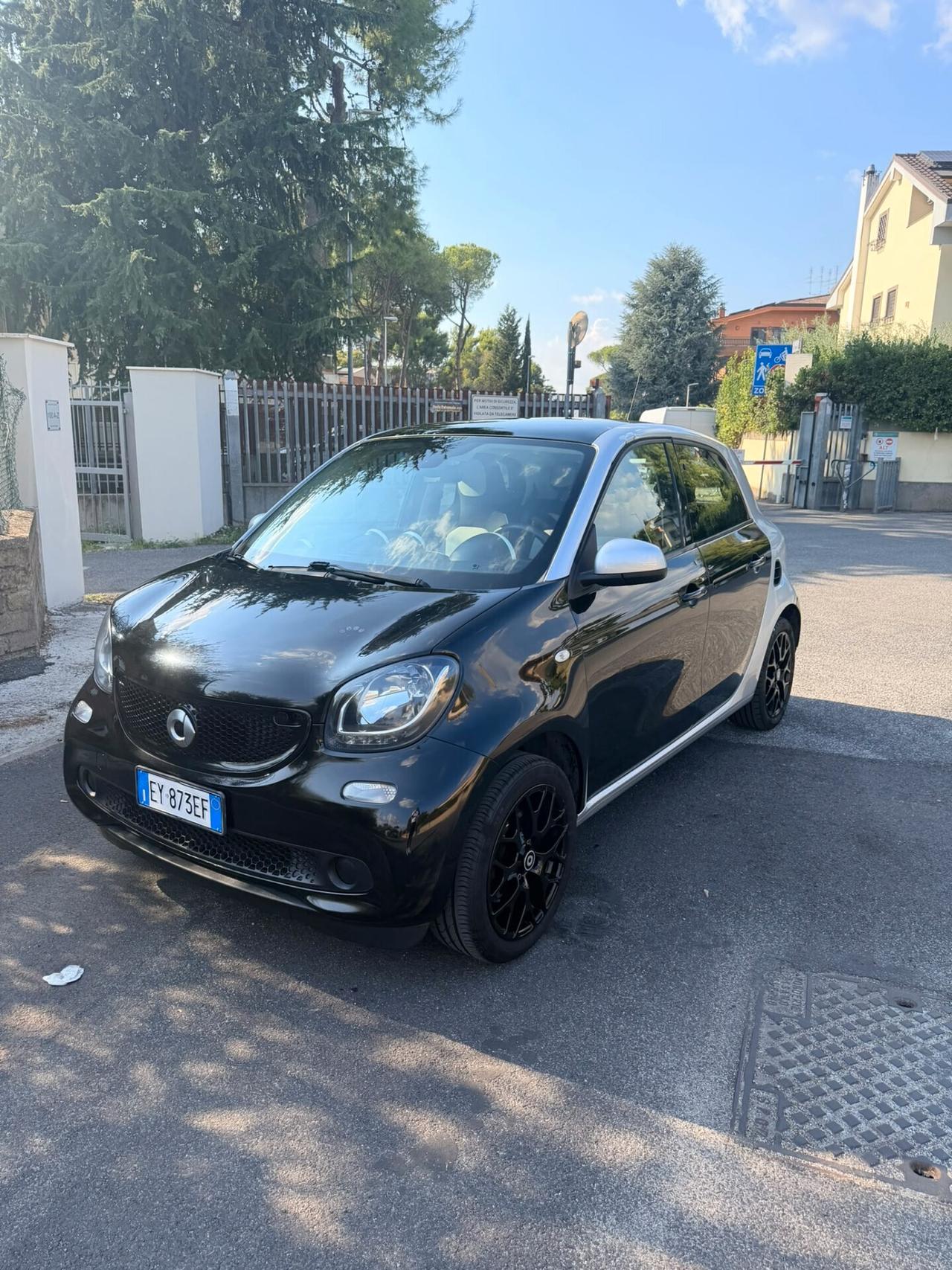 Smart ForFour 1.0 Benzina 71 CV – 2015 – 90.000 km