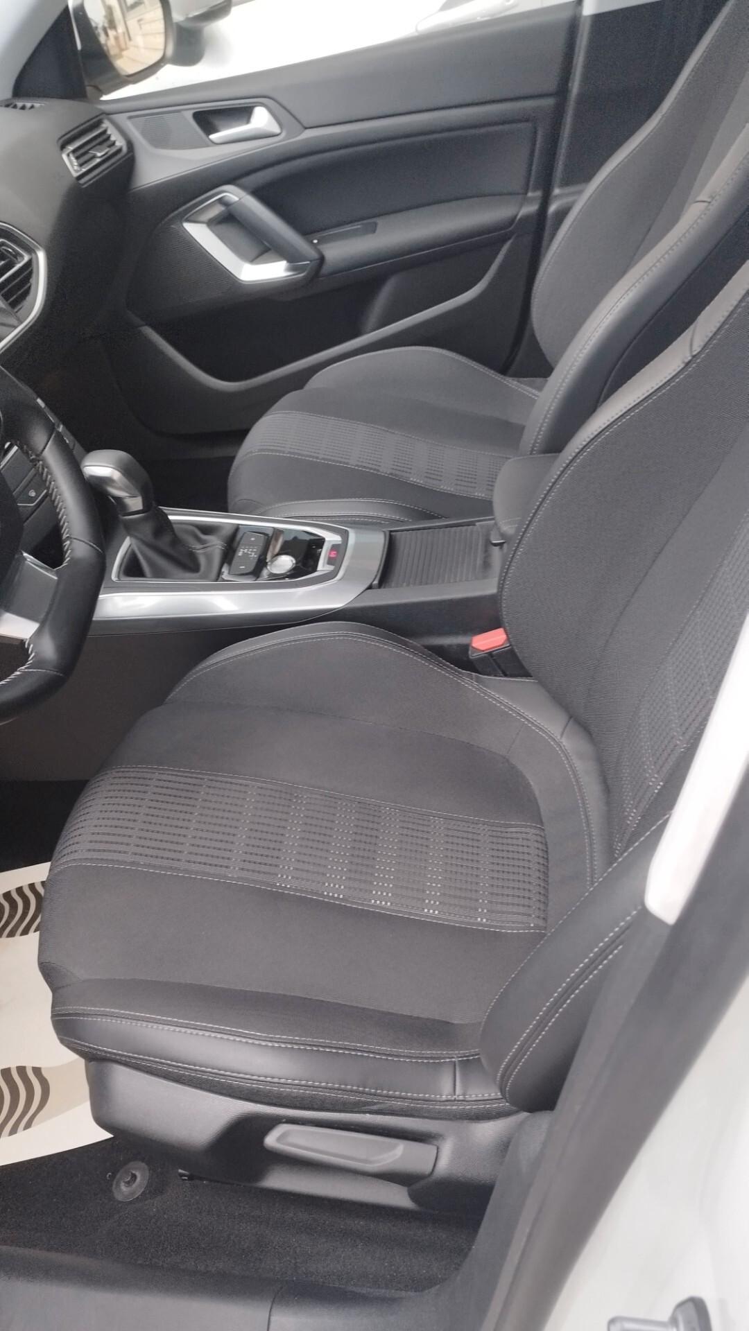 Peugeot 308 BlueHDi 130 S&S EAT6 SW Allure