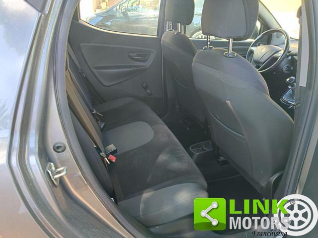 LANCIA Ypsilon 1.2 69 CV 5 porte GPL Ecochic Silver NEOPATENTATI