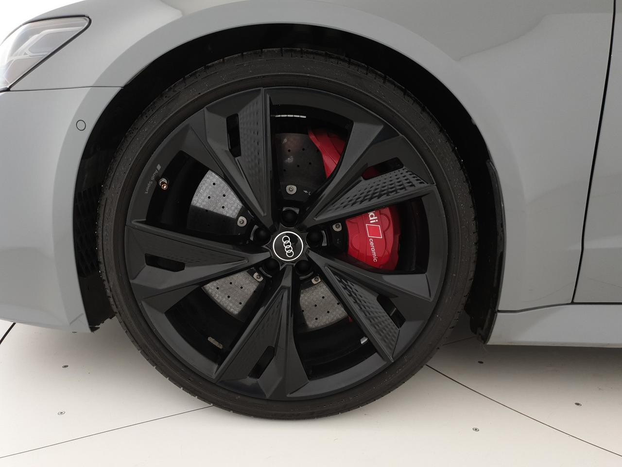 4.0TFSI 600CV quattro tiptronic