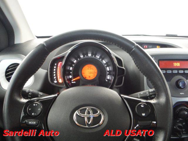 TOYOTA Aygo Connect 1.0