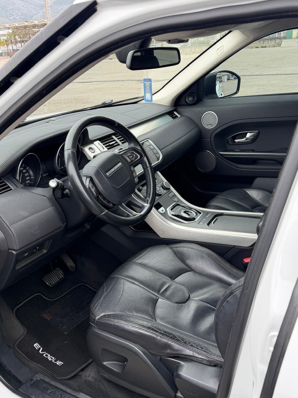 Land Rover Evoque 2.2 TD4 5p. Prestige