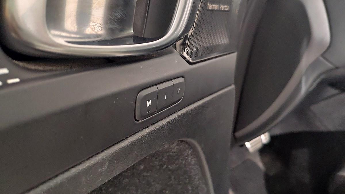 VOLVO Xc40 T4 Recharge Plug-In Hybrid R-Design