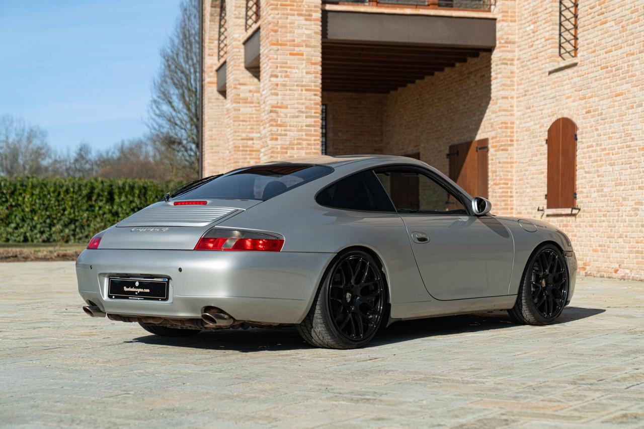 Porsche 996 (911) CARRERA 4 - POR00272