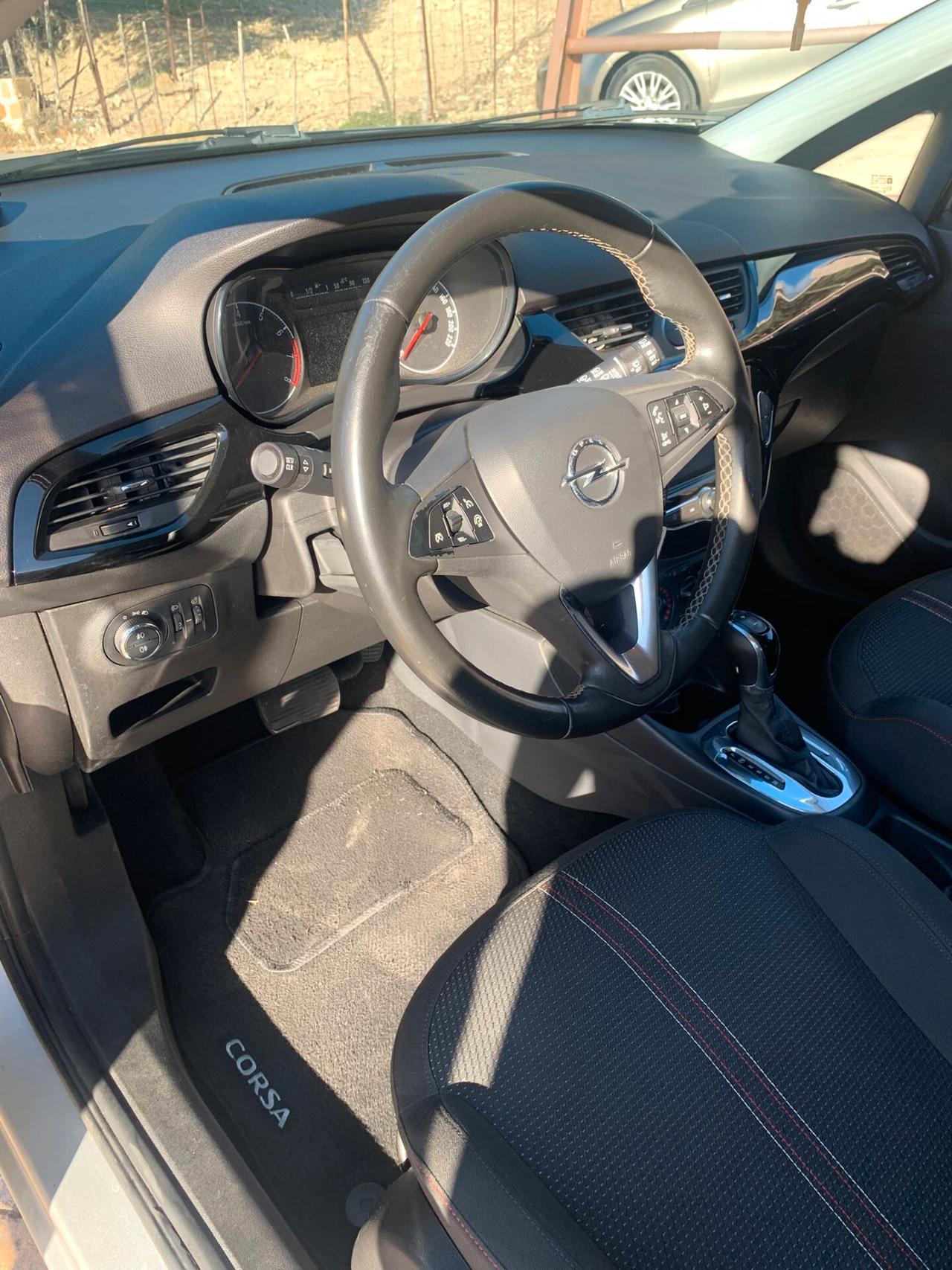 Opel Corsa 1.4 90CV aut. 5 porte Black Edition UNICO PROPRIETARIO