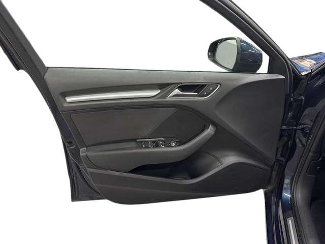 Audi A3 Sportback 35 2.0 tdi Sport 150cv s-tronic 7m