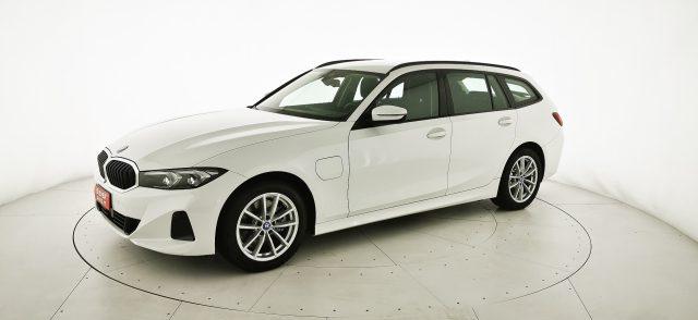 BMW 320 e Touring CAMBIO AUTOMATICO