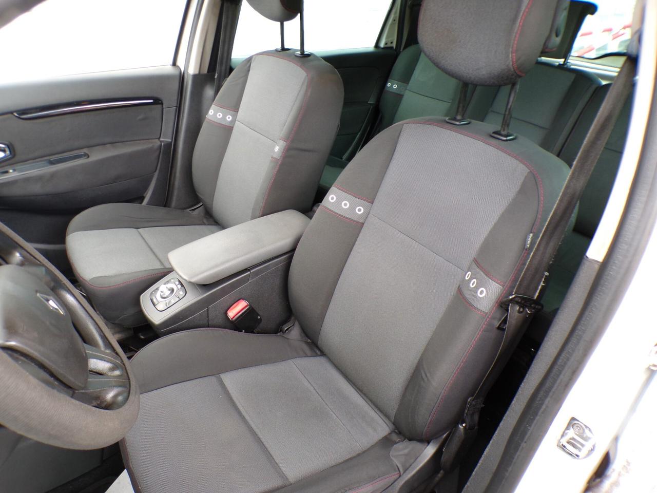 Renault Scenic XMod 1.5 dCi 110CV EDC Live