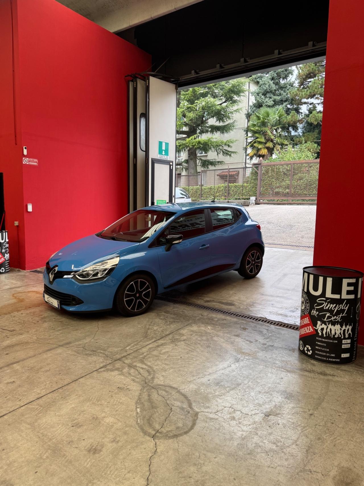 Renault Clio 1.2 75CV 5 porte Wave