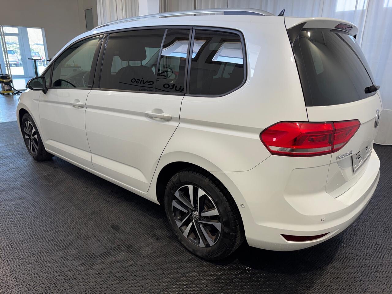 Volkswagen Touran 2.0 TDI 150 CV SCR DSG Executive 7 POSTI !!